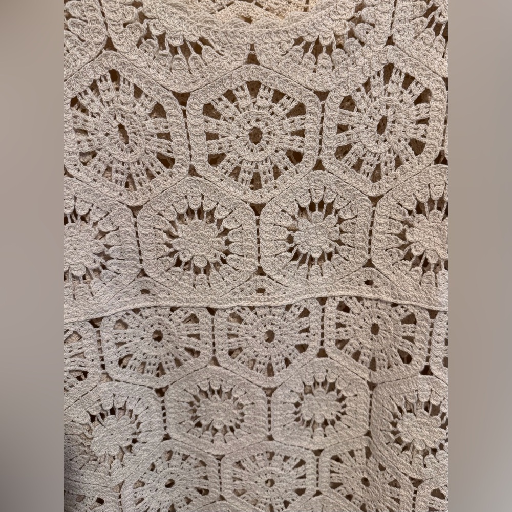 Crochet Lace Long-Sleeve Top - Ivory - Picture 2 of 4
